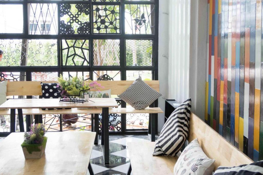 Qbix Hotel Khon Kaen Bagian luar foto