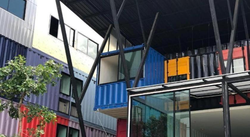 Qbix Hotel Khon Kaen Bagian luar foto